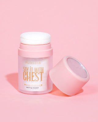 P.louise dirlo con il petto sciolto del corpo sciolto