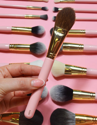 P.LOUISE #695 Brush