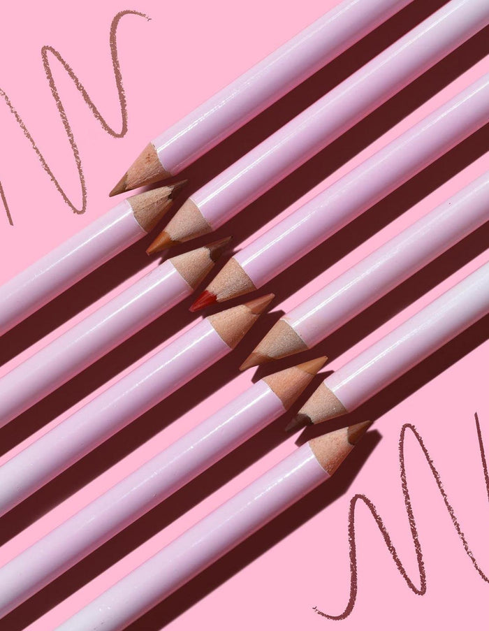 Delineador labial colorido afiável