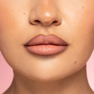 Base labial