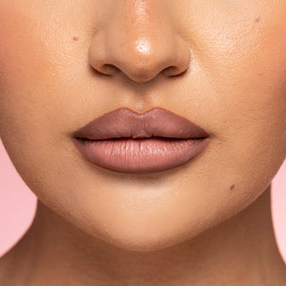 Base labial