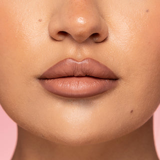Base labial