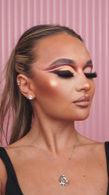 Conjunto obcecado por menos limpeza e hidratação