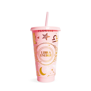 P.Louise Sippin met de Signs Horoscoopbeker